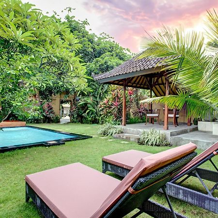 Villa Taman Rahasia, Sitara Villa Group Seminyak Buitenkant foto